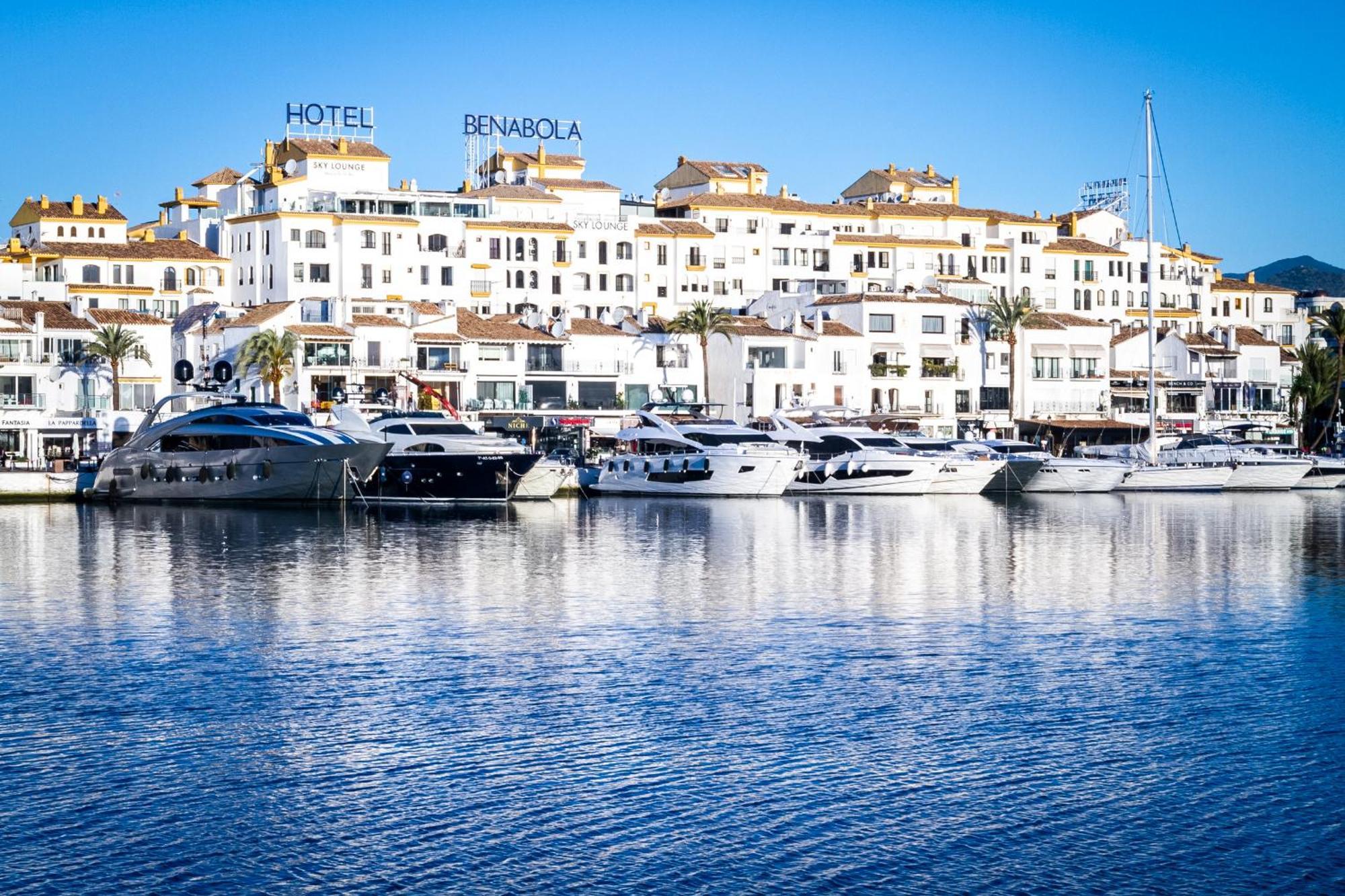 Apartemen Banus - Playas Del Duque Beachside Complex *